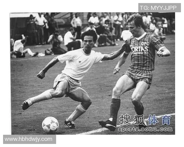 80后中国足球明星回顾与成就盘点他们如何影响了中国足球的发展与未来